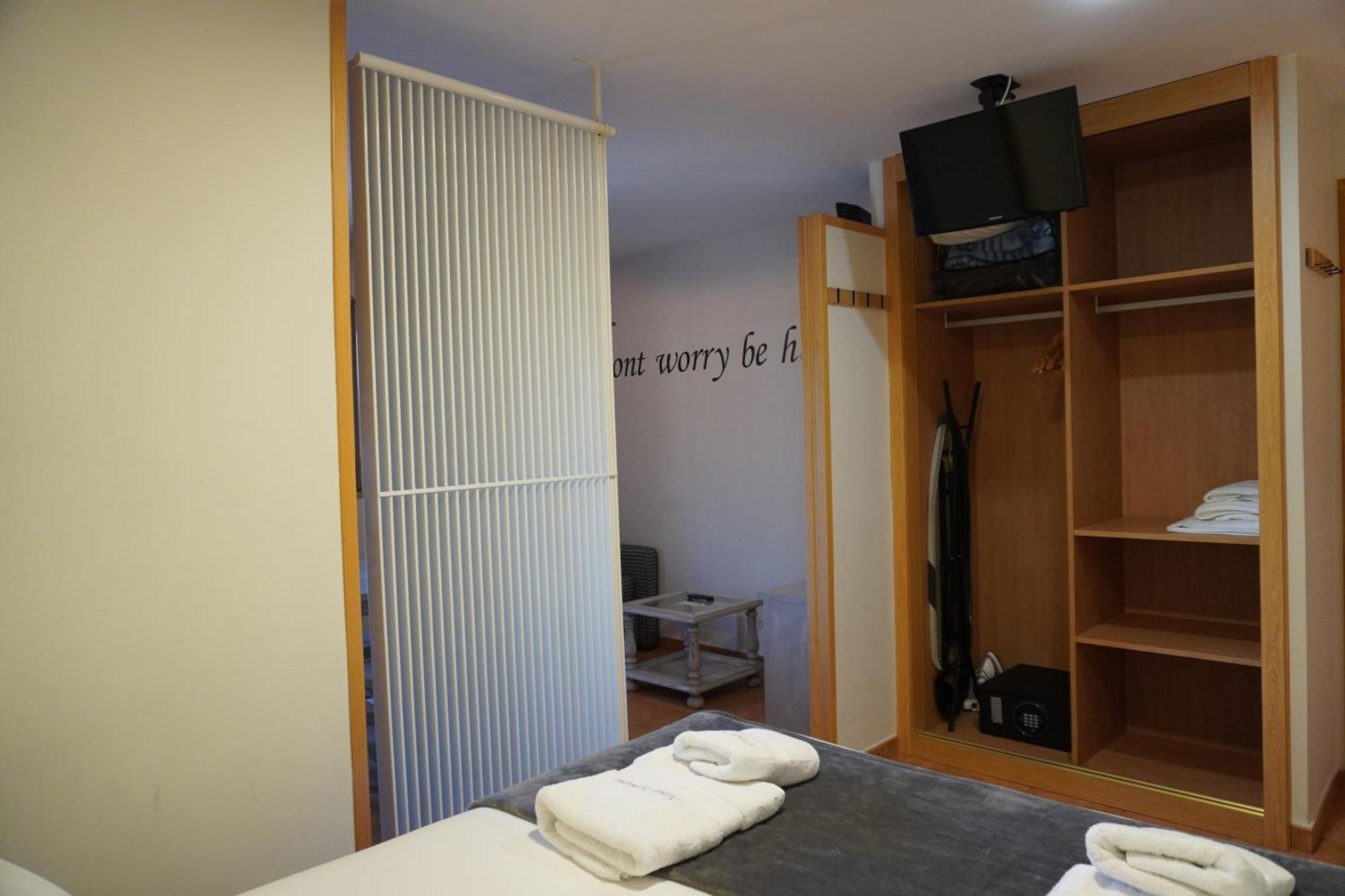 Apartamentos Casa Domenc Aren Εξωτερικό φωτογραφία